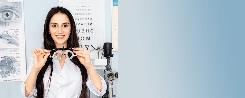 Ophthalmologist/Optometrist